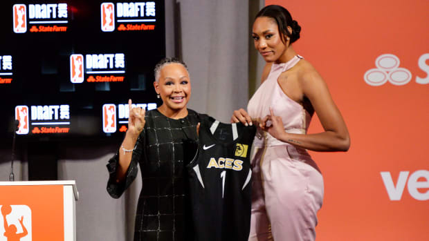 aja-wilson-wnba-draft-vegas.jpg